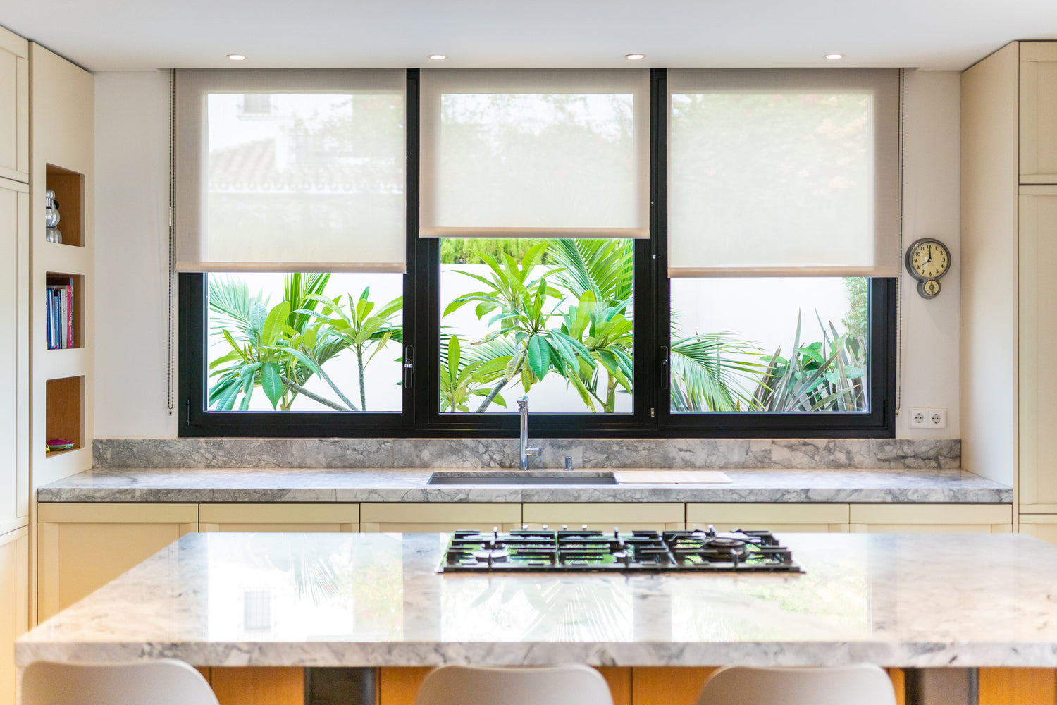 Kitchen island view of Villa, Marbella luxury Beach House short term rental, located on the beach side at Marbella´s exclusive Golden Mile just steps from the sea 